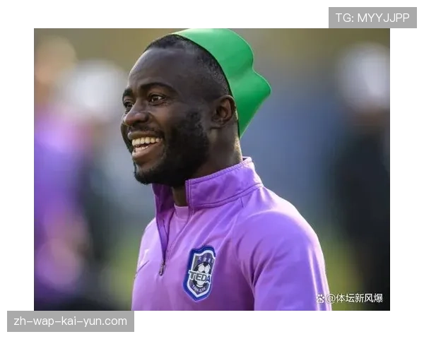 大连英博斯坦丘阿奇姆彭 前中超名将助力球队中游定位 大连英博斯坦丘阿奇姆彭 前中超名将助力球队中游定位